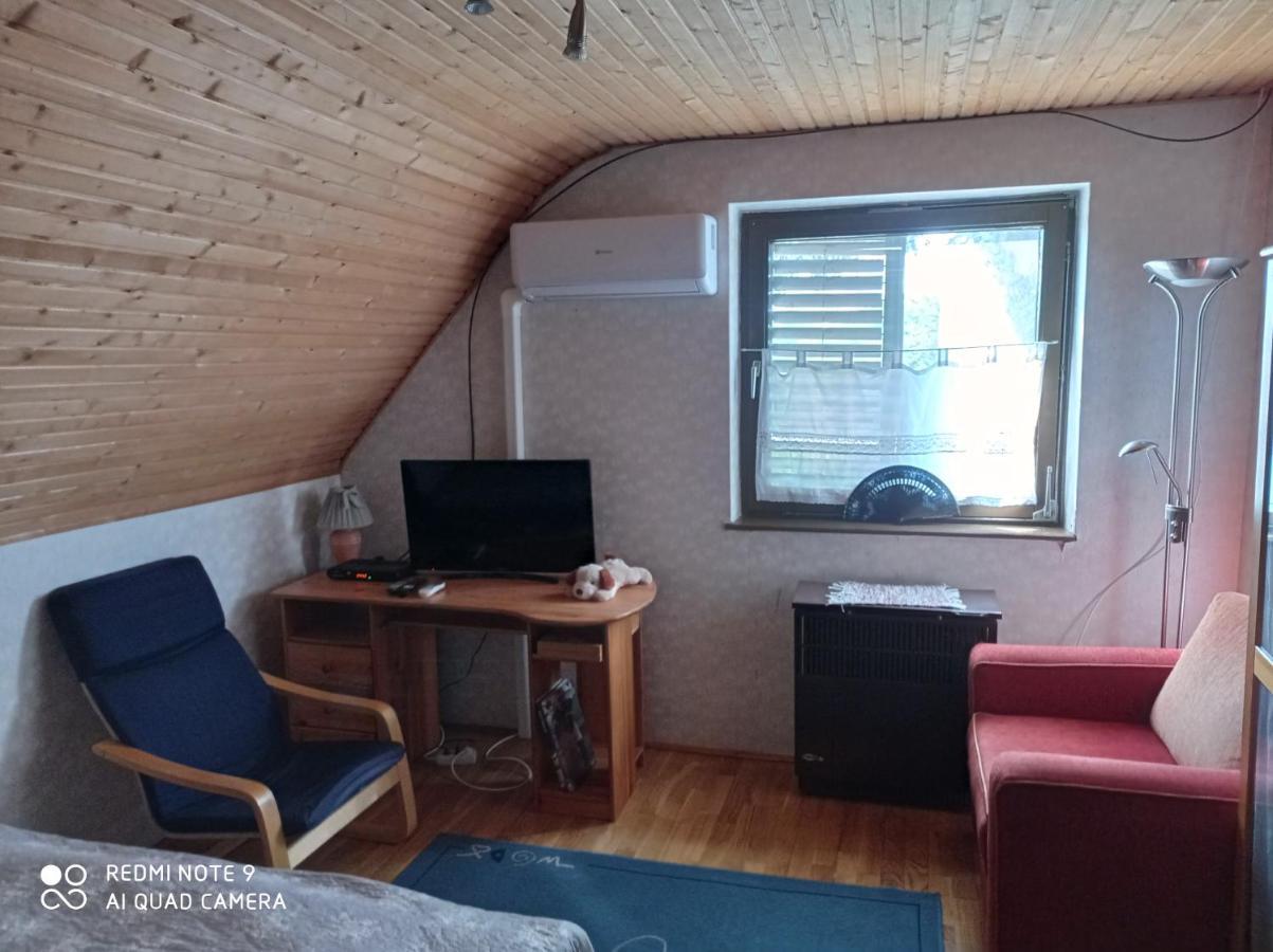 Toserdo Lakitelek Extérieur photo
